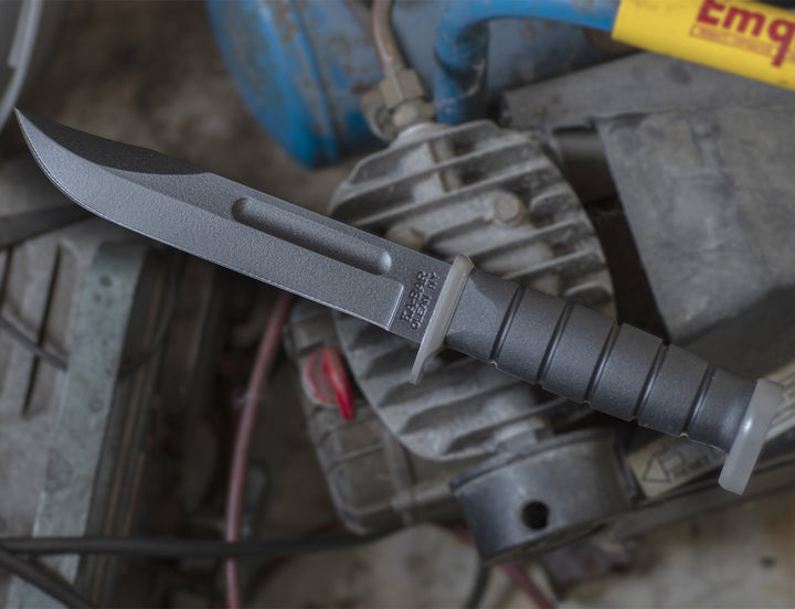 D2 Extreme, (Straight Edge) ( Black Hard Plastic Sheath) Ka-Bar 1292